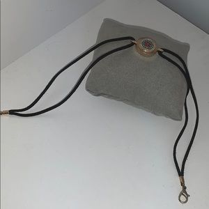 Comfortable necklace/choker